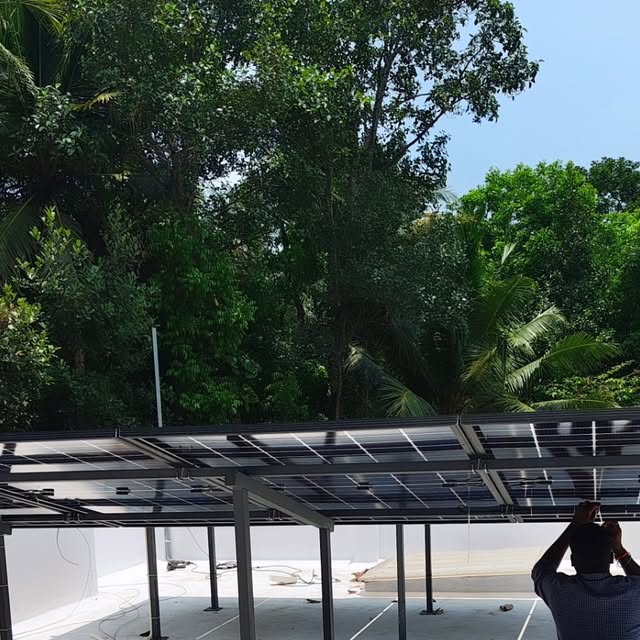 5 kW on-grid solar installation in progress by Teche Center